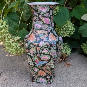 vintage CHINESE PORCELAIN VASE hexagonal hexagon